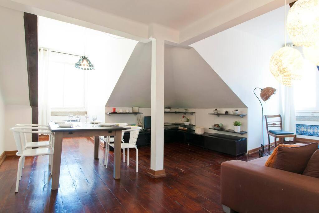 Location Spacious Charming 2 Great Views Apartment Lisbon