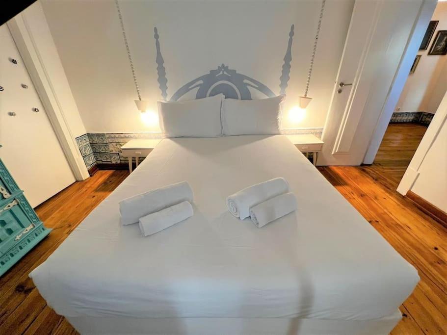 Location Spacious Charming 2 Great Views